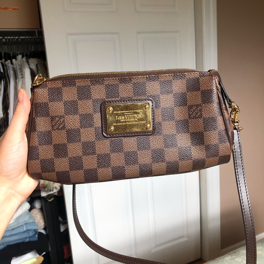 Louis Vuitton bag - Picture 2 of 4